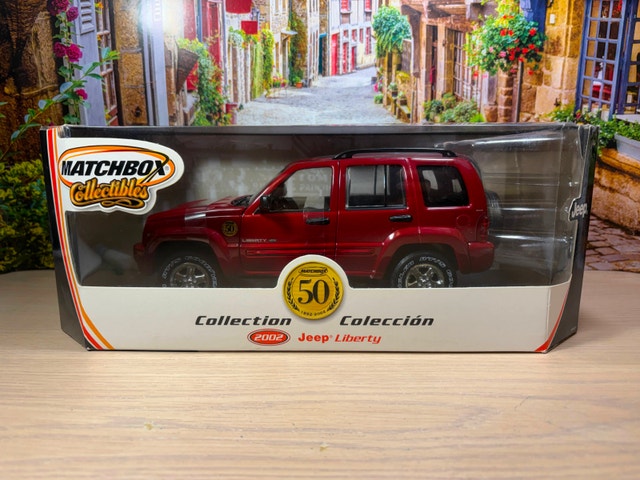 1:18 Brand New 2002 Jeep Liberty 50th Anniversary Diecast car