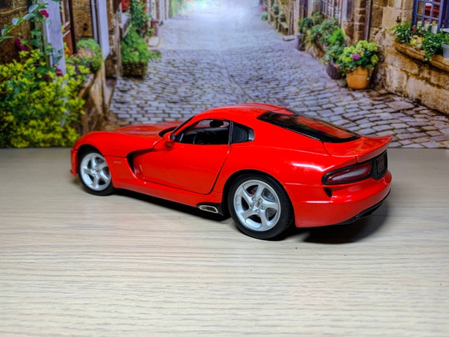 1:18 2013 Dodge Viper SRT GTS diecast model car NO BOX - photo 4