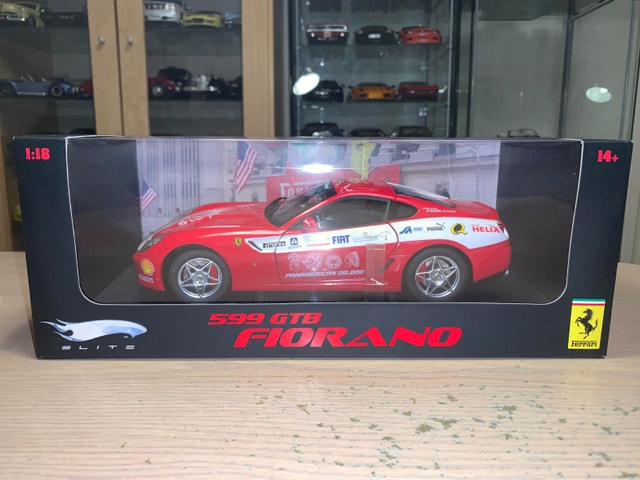 1:18 Hot Wheels Elite Ferrari 599 GTB Fiorano Diecast Model - photo 5