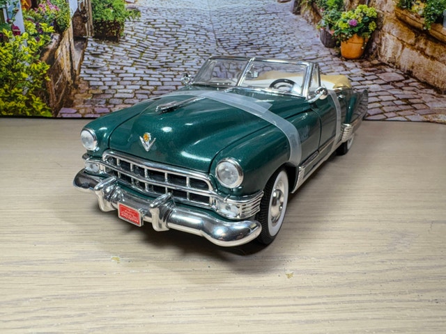 1:18 1949 Cadillac Coupe de Ville Diecast Model Car New