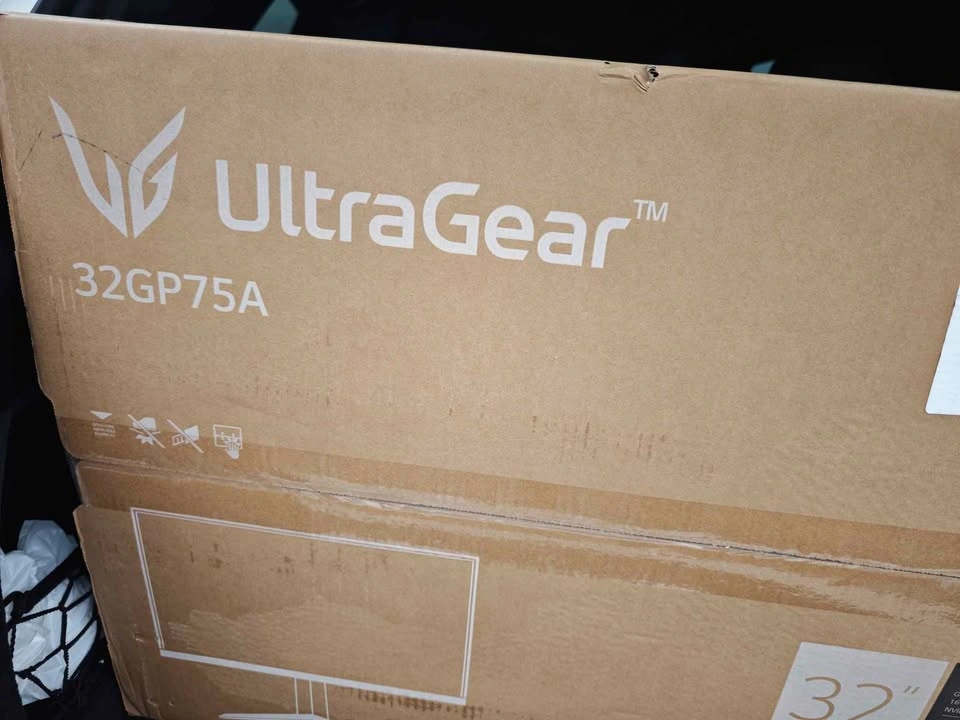 LG UltraGear 32GP75A-B 31.5" Gaming Monitor - photo 2