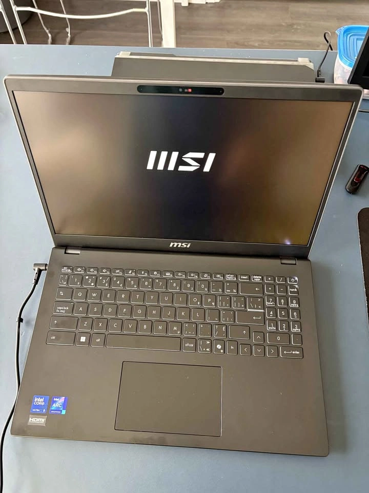 MSI Modern 15 H (Model C1MG) Laptop – Intel Core Ultra 7, 32GB R