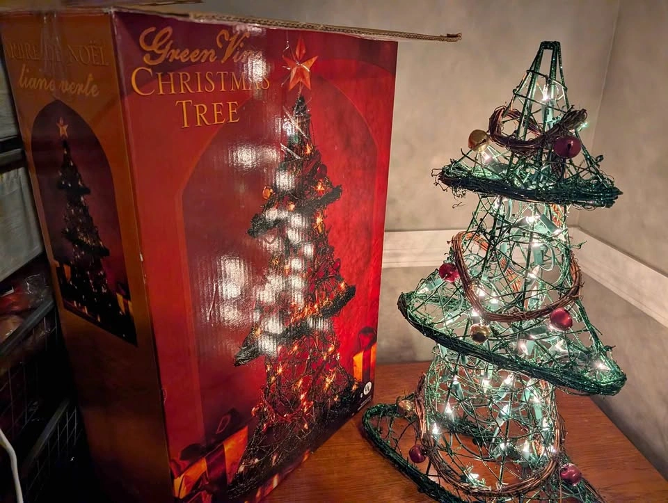 Green Vine Pre-Lit Tabletop Christmas Tree