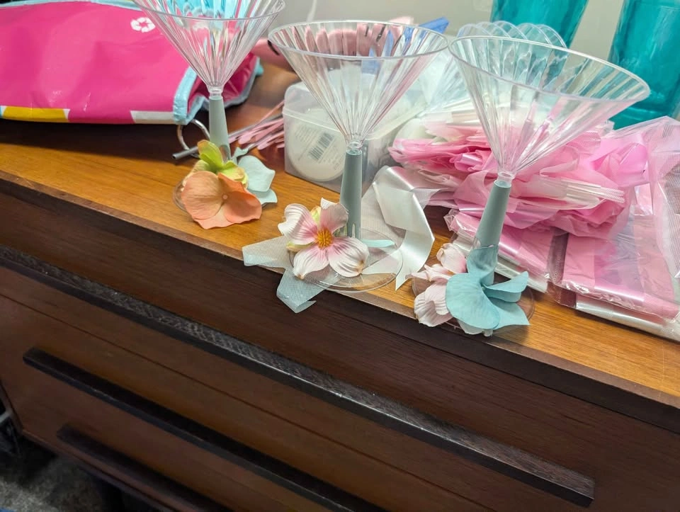 Party Supplies Lot: Glasses, Vases, Platters, and Table Skirt - photo 3