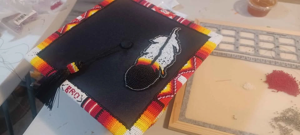 Hand beaded Indigenous grad caps - photo 2