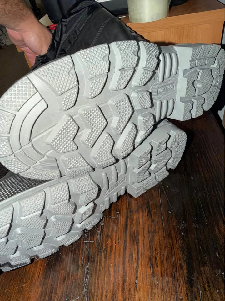 Brand New Aggressor Men’s Winter Work Boots – Size 12 – CSA - photo 4