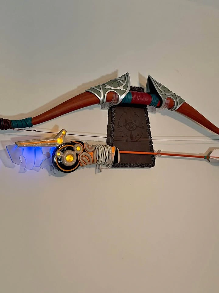 Legend Of Zelda Breath of the Wild travellers bow & Ancient Arro