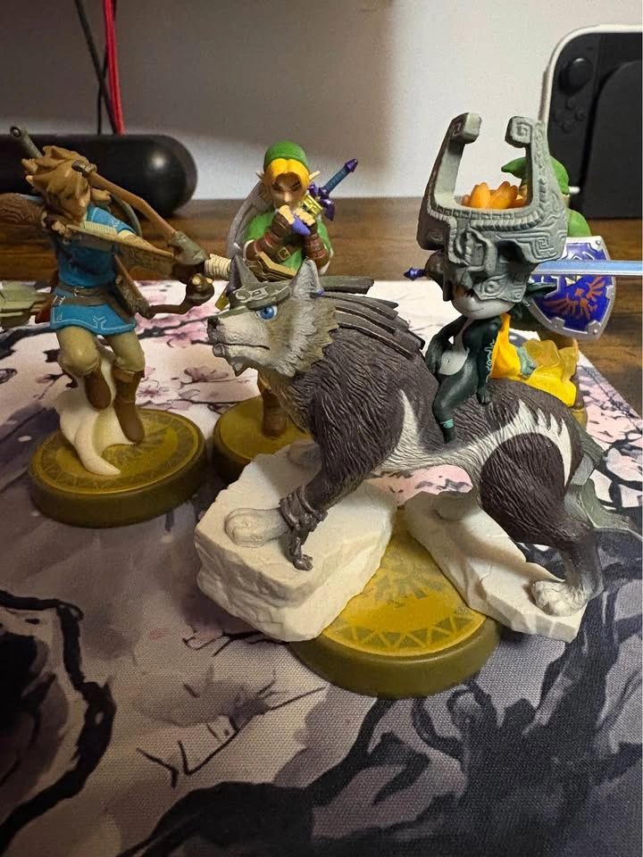 Nintendo Loose Zelda Amiibo Lot – 4 Figures - photo 2