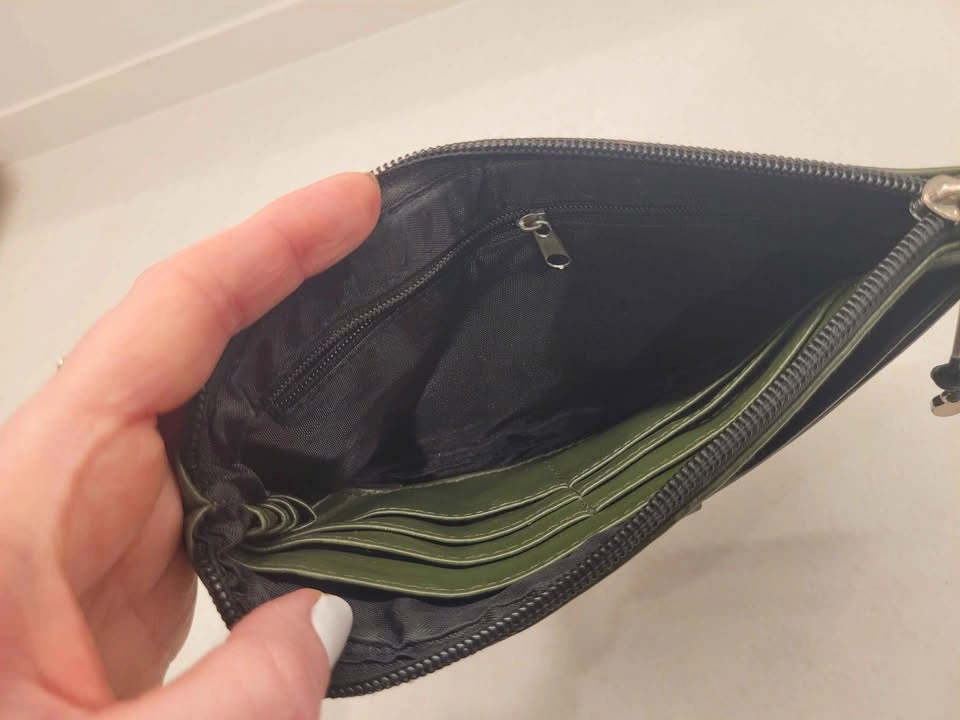 Fris & Co. Faux Leather Olive Green & Black Clutch - photo 5