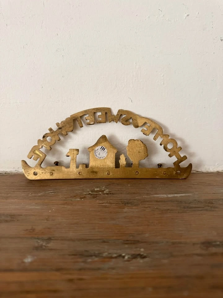 Vintage Brass Home Sweet Home Key Holder – 5 Hooks - photo 5