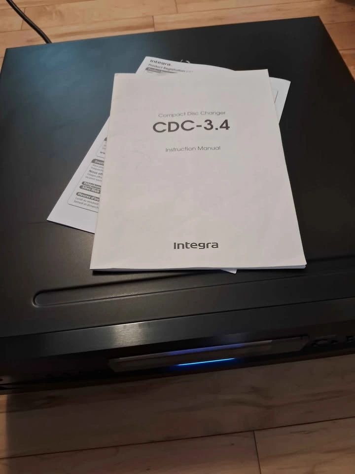 INTEGRA CDC 3.4 6-CD CHANGER - photo 2