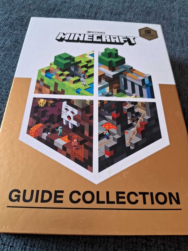 MINECRAFT GUIDE COLLECTION IN SLIPCASE - photo 2
