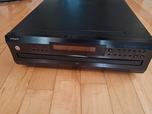 INTEGRA CDC 3.4 6-CD CHANGER - photo 4