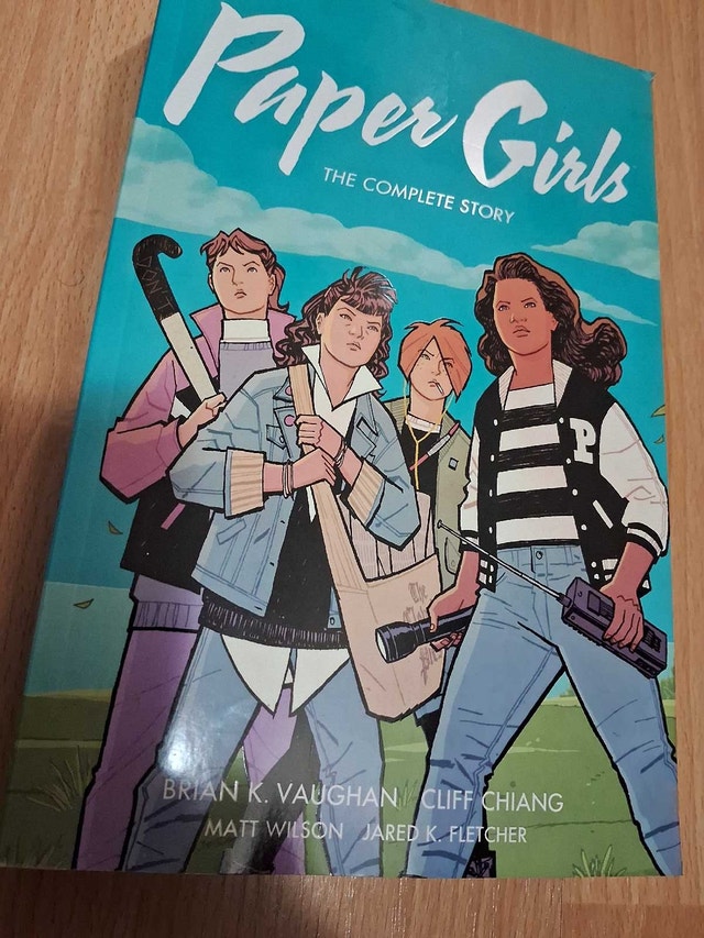 PAPER GIRLS: THE COMPLETE STORY