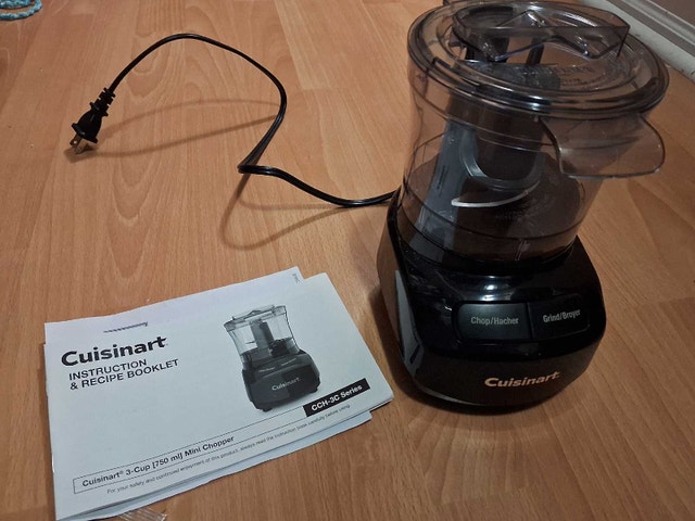 CUISINART 3-CUP MINI CHOPPER