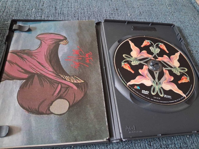 PINK FLOYD: THE WALL (DVD) - photo 3