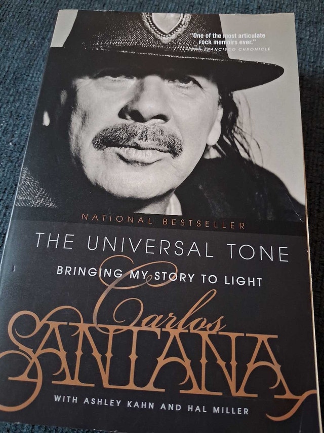 CARLOS SANTANA - THE UNIVERSAL TONE