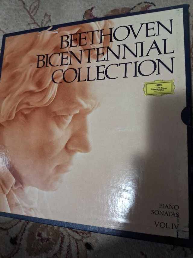 BEETHOVEN - CENTENNIAL EDITION VOL IV: PIANO SONATAS (KEMPFF)