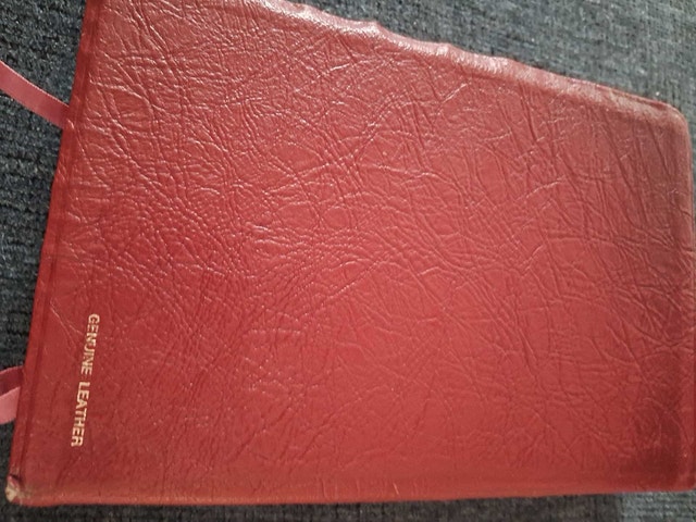 THE NEW OPEN BIBLE (NKJV) - photo 3