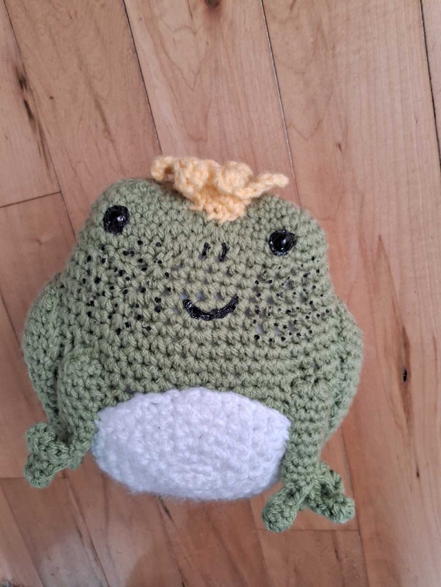 HANDMADE AMIGURUMI FROG - photo 5