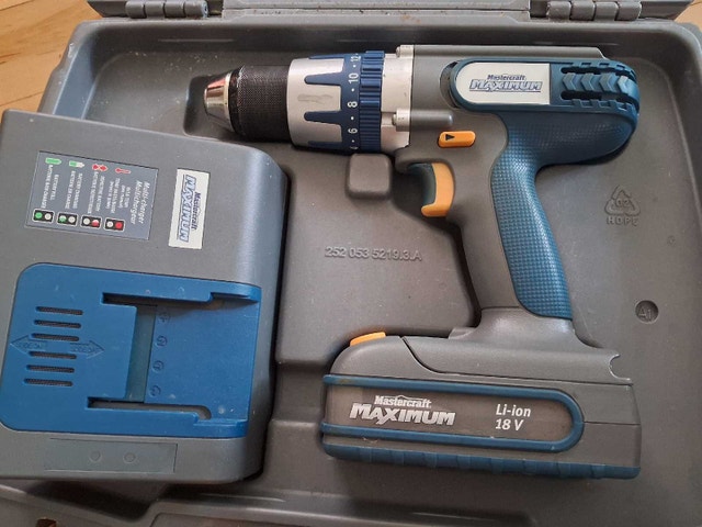 MASTERCRAFT MAXIMUM 18V LI-ION HAMMER DRILL
