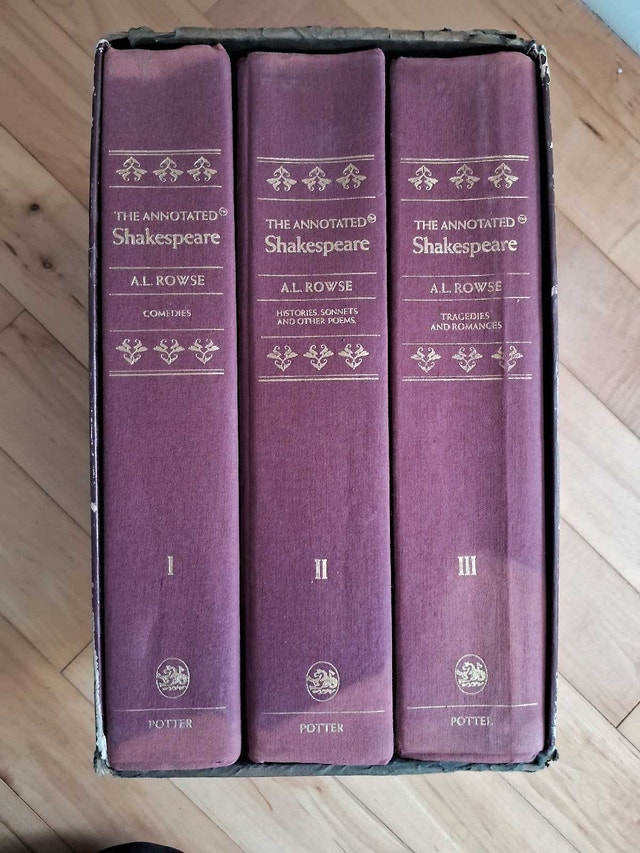THE ANNOTATED SHAKESPEARE (VINTAGE 3-VOLUME BOX SET)