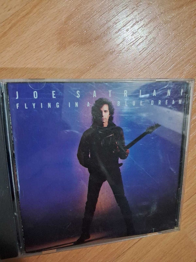 JOE SATRIANI- FLYING IN A BLUE DREAM (CD)