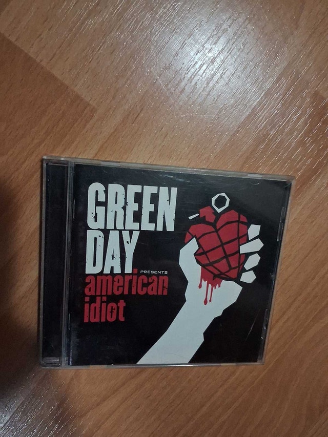 GREEN DAY - AMERICAN IDIOT (CD)