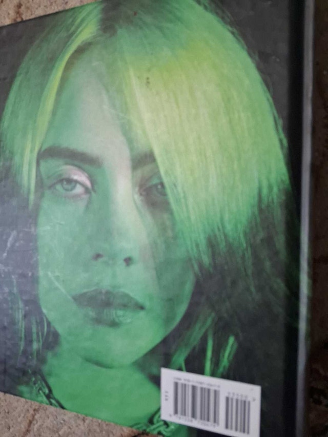 BILLIE EILISH BY BILLIE EILISH - photo 2