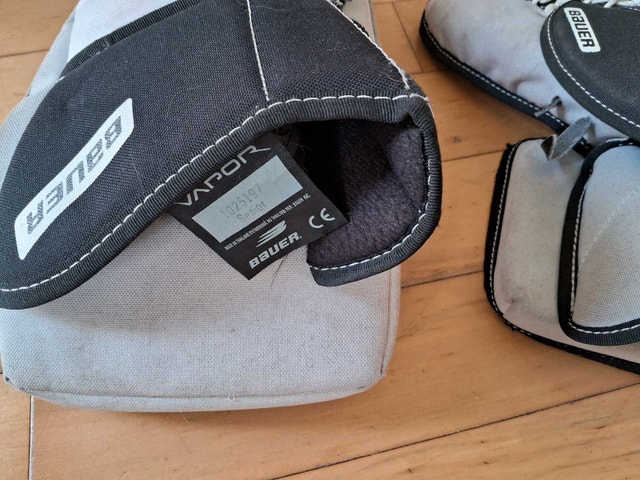 ROAD HOCKEY GOALIE BLOCKER AND GLOVE (LEFT HANDED) - photo 2