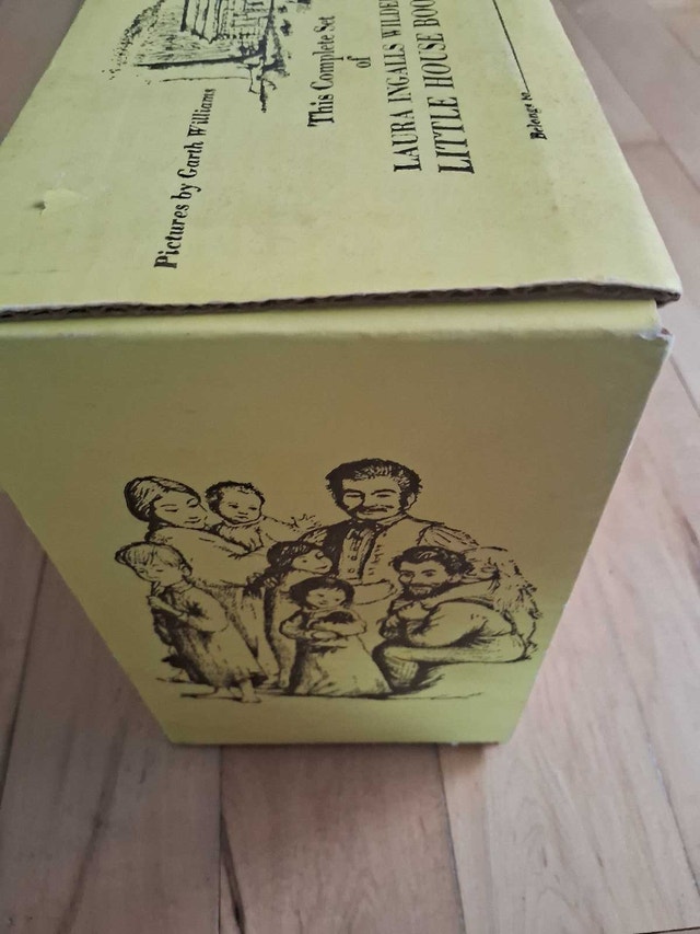 VINTAGE 1971 COMPLETE LITTLE HOUSE ON THE PRAIRIE BOX SET - photo 3