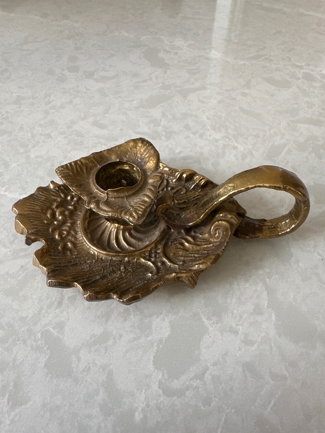 Antique Art Nouveau cast brass chamberstick/portable candleholde - photo 2