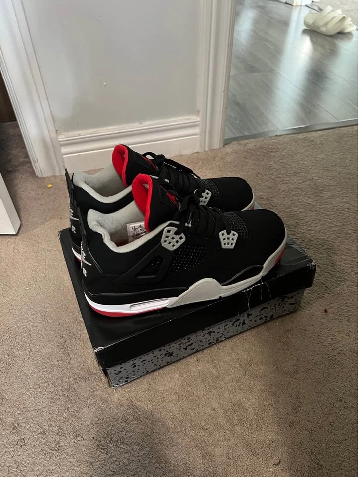 Jordan 4s red and black - photo 5