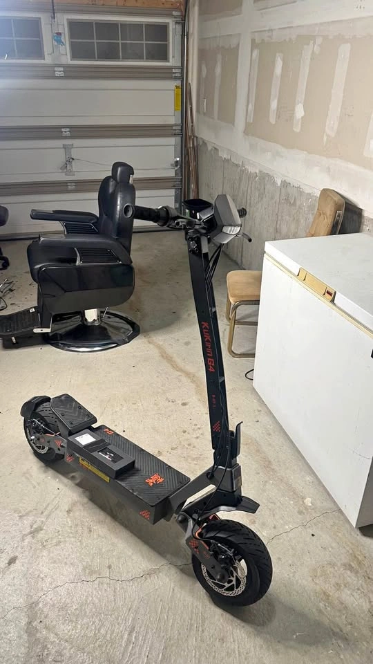 Kukirin G4 e scooter + steering damper kit