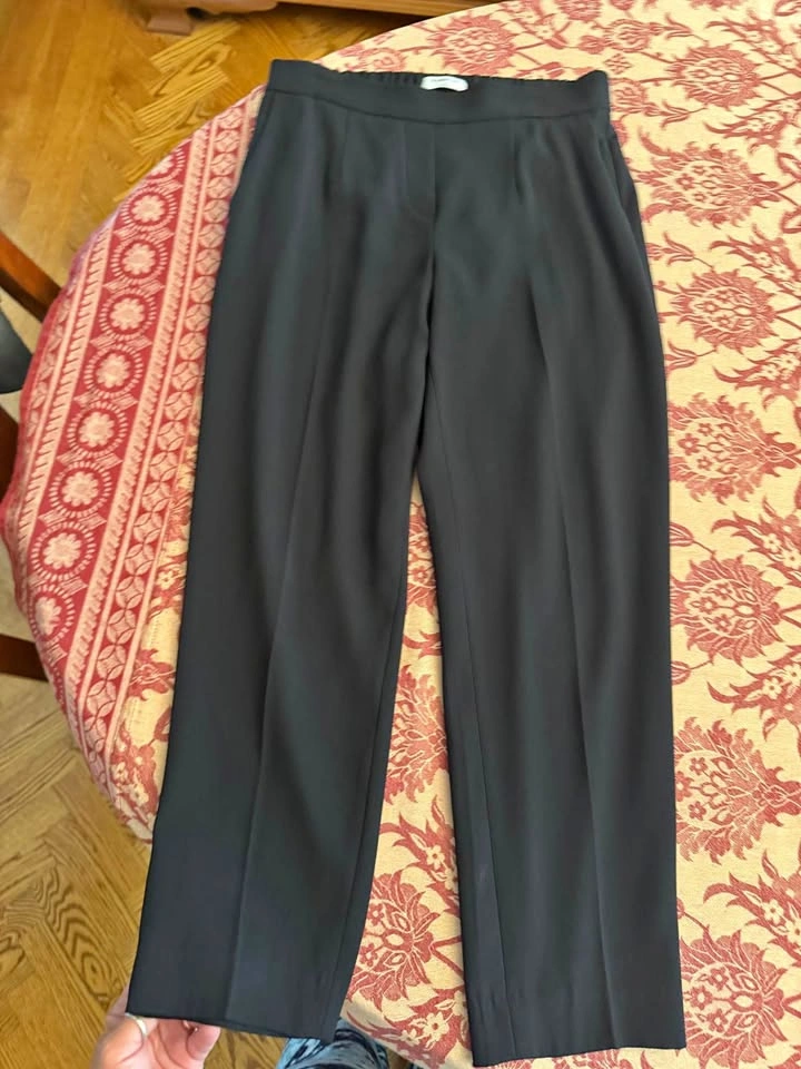 Aritzia Babaton Black Crepe Tailored Dress Pants – Size 4