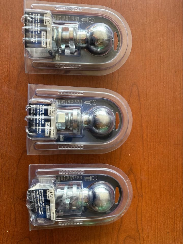 Vulcan 1 7/8" Chrome Hitch Ball - photo 3