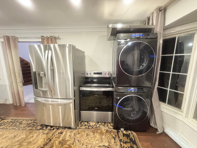 Like New 36w LG Fridge