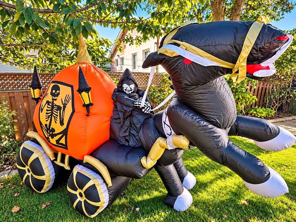 GIANT Halloween Inflatable - Haunted Horse & Pumpkin Carriage