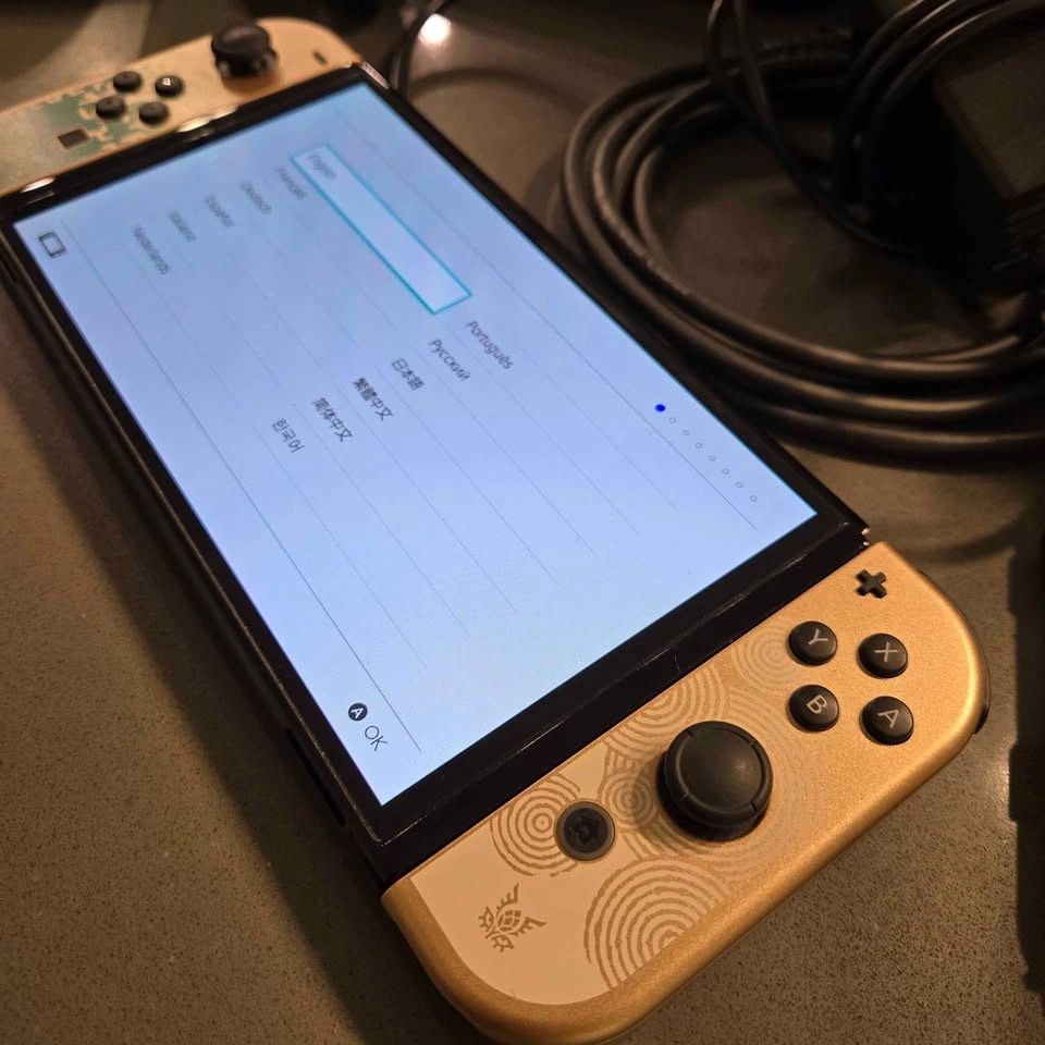 Nintendo Switch OLED: The Legend of Zelda TOTK. Complete in box. - photo 3