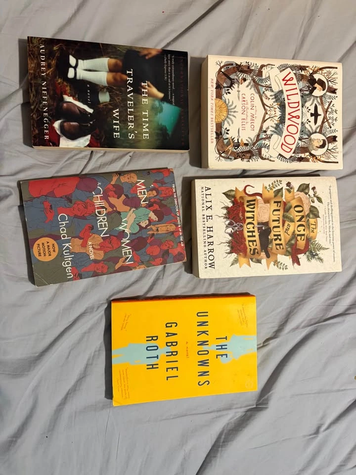 Various books for sale - photo 4