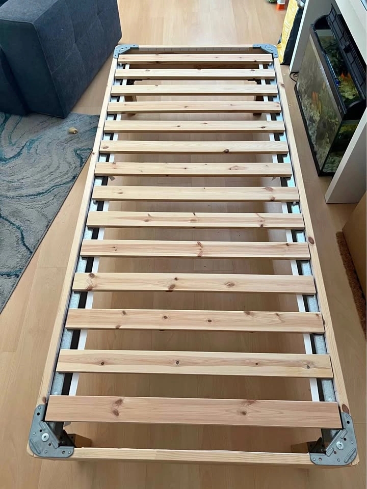 Twin Bed frame and matress