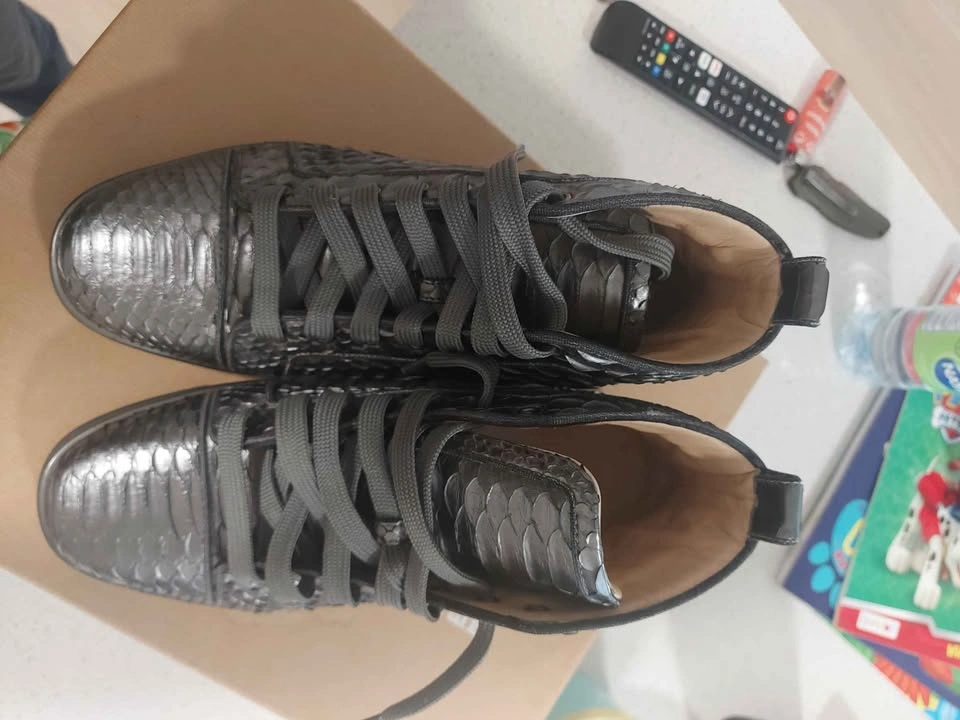 Rare Christian Louboutin Python skin - photo 4