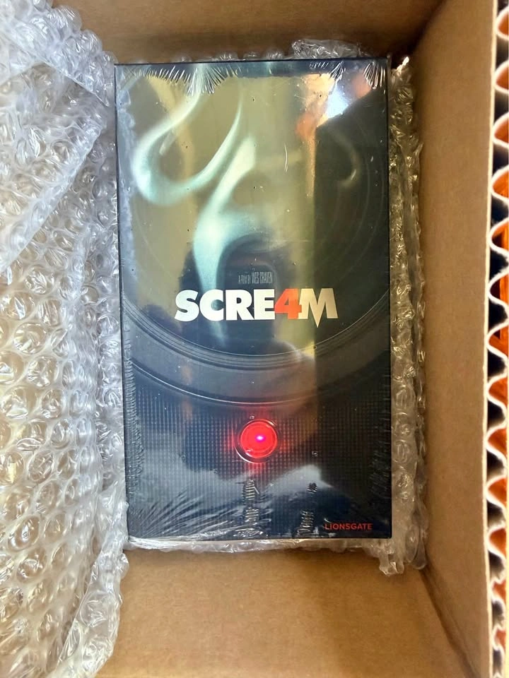 Scream 4 VHS Lionsgate Limited Sealed