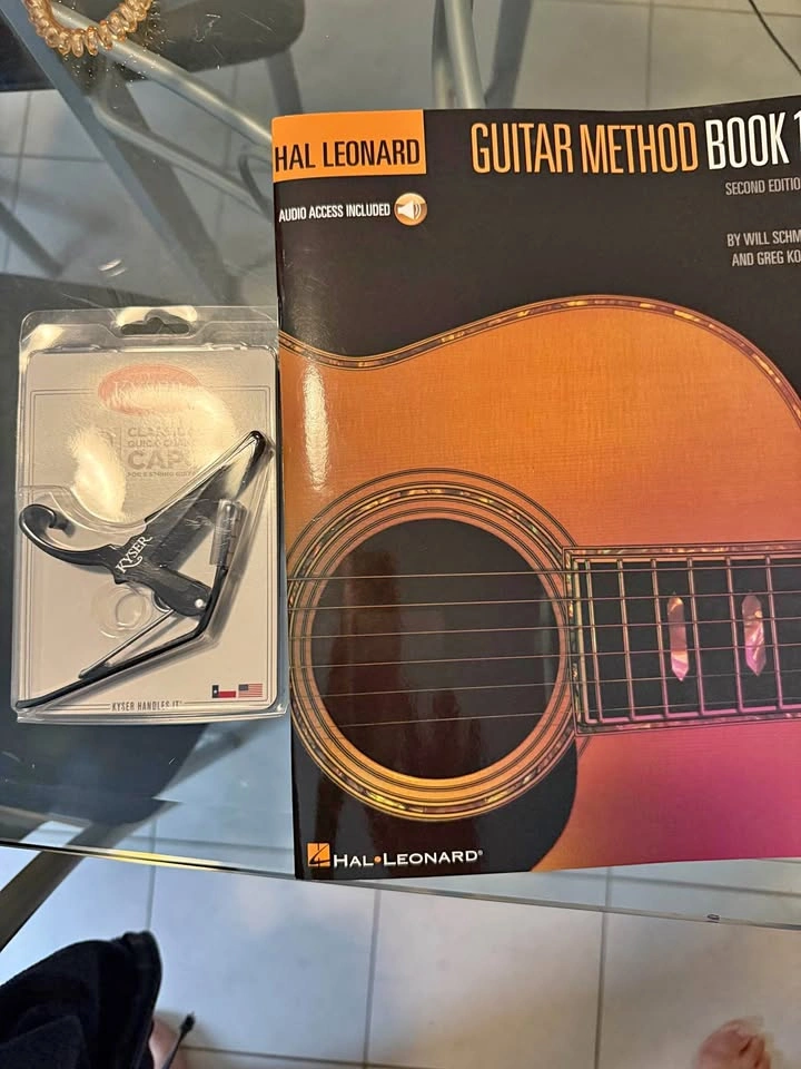 Kyser Classical Guitar Capo and Hal Leonard Guitar Method Book 1