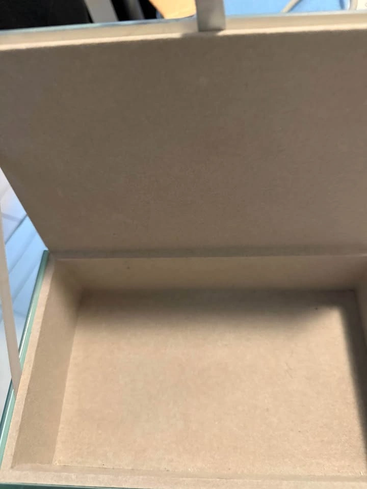 Glass Keepsake Box with Bird Design - photo 3