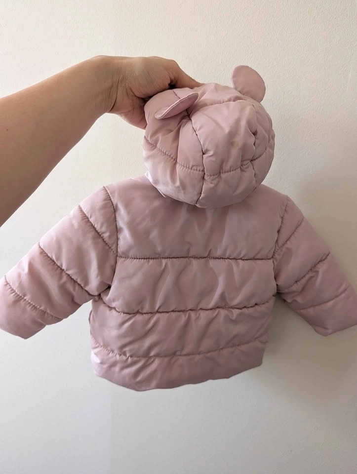 Old Navy Baby girl Hooded Puffer Jacket 6-12M - photo 3