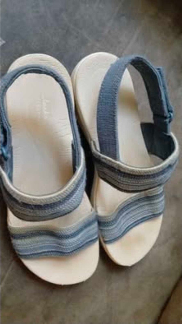 Clarks Arla Stroll Platform Sandals