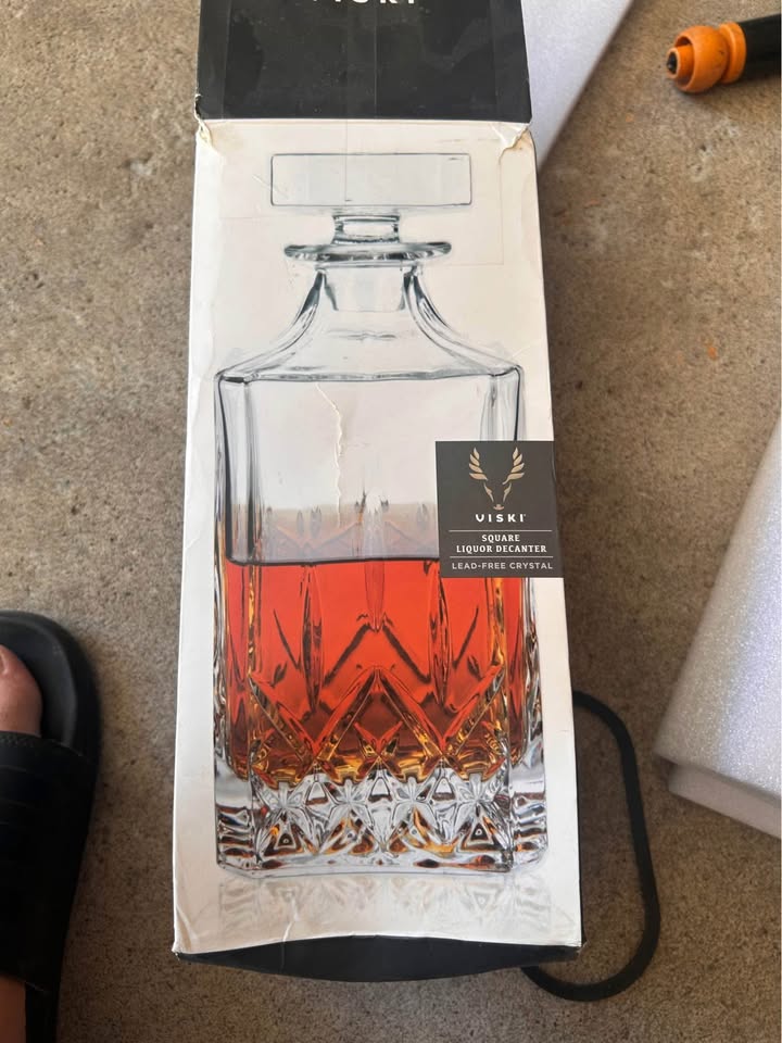 Viski Square Liquor Decanter - photo 2