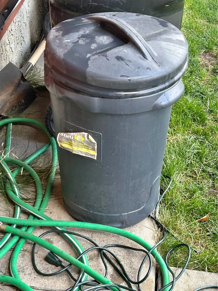 Scepter Tough Stuff 77 Litre garbage can/bin