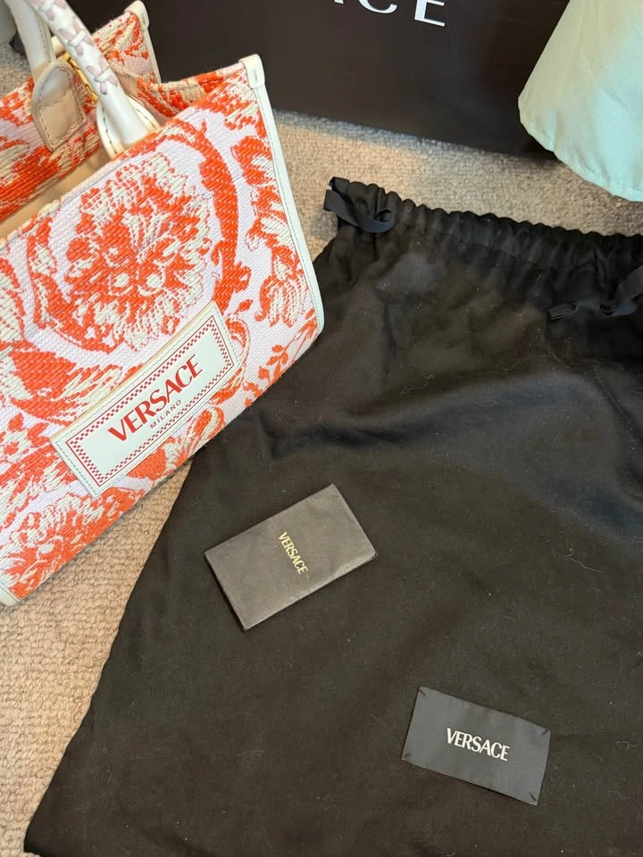 Versace La Medusa Jacquard Small Tote Bag - photo 3